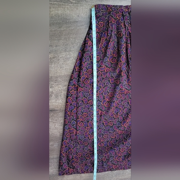 Vinatge 80's Midi Skirt Women's 16 Black, Purple & Multi Paisley Elastic Waistba - Picture 11 of 12